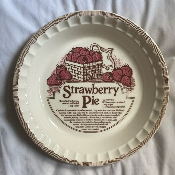 VTG ROYAL JEANNETTE Strawberry Pie Recipe Pie Plate 10” - Picture 1 of 2